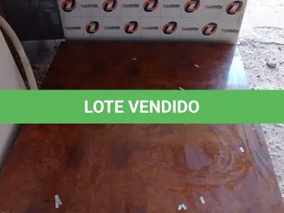 LOTE 415 - 01 MESA DE CENTRO. (NO ESTADO, LEILÃO NÃO TEM GARANTIA E NEM DEVOLUÇÃO, SUJEITO A POSSÍVEIS AVARIAS VISÍVEIS/OCULTAS E/OU AUSÊNCIA DE COMPONENTES).