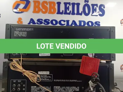 LOTE 158 - 01 AM/FM STÉREO TUNER T-60 E 01 STÉREO CASSETE DECK D-90 MARCAS SANSUI. (NO ESTADO, LEILÃO NÃO TEM GARANTIA E NEM DEVOLUÇÃO, SUJEITO A POSSÍVEIS AVARIAS VISÍVEIS/OCULTAS E/OU AUSÊNCIA DE COMPONENTES).