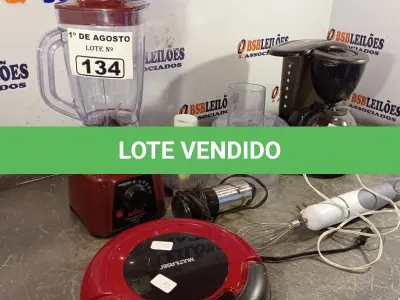 LOTE 134 - 01 ROBÔ ASPIRADOR, 01 LIQUIDIFICADOR, 01 CAFETEIRA, 02 MIXER PARA ALIMENTOS E 01 COPO DE MULTIPROCESSADOR COM AVARIAS. (NO ESTADO, LEILÃO NÃO TEM GARANTIA E NEM DEVOLUÇÃO, SUJEITO A POSSÍVEIS AVARIAS VISÍVEIS/OCULTAS E/OU AUSÊNCIA DE COMPONENTES).