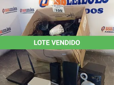 LOTE 109 - 01 LOTE COM VÁRIAS SWITCHES E CAIXINHAS DE SOM PARA PC MARCAS E MODELOS DIVERSOS. (NO ESTADO, LEILÃO NÃO TEM GARANTIA E NEM DEVOLUÇÃO, SUJEITO A POSSÍVEIS AVARIAS VISÍVEIS/OCULTAS E/OU AUSÊNCIA DE COMPONENTES).
