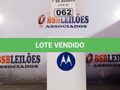 LOTE 062 - 01 APARELHO DE TELEFONE MOTO XT 1092 2ª GERAÇÃO BLACK. (NO ESTADO, LEILÃO NÃO TEM GARANTIA E NEM DEVOLUÇÃO, SUJEITO A POSSÍVEIS AVARIAS VISÍVEIS/OCULTAS E/OU AUSÊNCIA DE COMPONENTES).