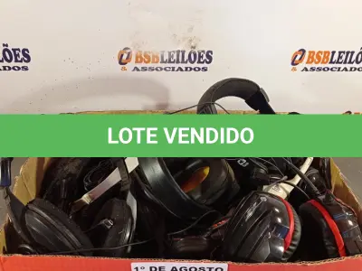 LOTE 119 - 01 LOTE COM VÁRIOS FONES DE OUVIDO MARCAS E MODELOS DIVERSOS. (NO ESTADO, LEILÃO NÃO TEM GARANTIA E NEM DEVOLUÇÃO, SUJEITO A POSSÍVEIS AVARIAS VISÍVEIS/OCULTAS E/OU AUSÊNCIA DE COMPONENTES).