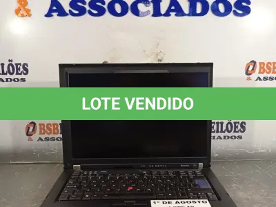 LOTE 048 - 01 NOTEBOOK MARCA LENOVO. (NO ESTADO, LEILÃO NÃO TEM GARANTIA E NEM DEVOLUÇÃO, SUJEITO A POSSÍVEIS AVARIAS VISÍVEIS/OCULTAS E/OU AUSÊNCIA DE COMPONENTES).