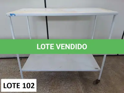 LOTE 513 - MESA AUXILIAR (UNIDADE: B-034 - POUSO ALEGRE/MG LOCAL DE RETIRADA: AVENIDA DOS ALECRINS, 1020 - DISTRITO INDUSTRIAL –  POUSO ALEGRE/MG – CEP: 37.556-839)