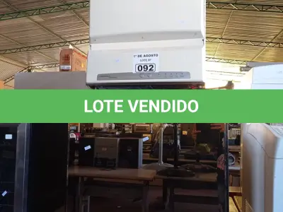 LOTE 092 - 01 MESA DE CENTRO E 01 LAVA LOUÇA MARCA BRASTEMP.  (NO ESTADO, LEILÃO NÃO TEM GARANTIA E NEM DEVOLUÇÃO, SUJEITO A POSSÍVEIS AVARIAS VISÍVEIS/OCULTAS E/OU AUSÊNCIA DE COMPONENTES).