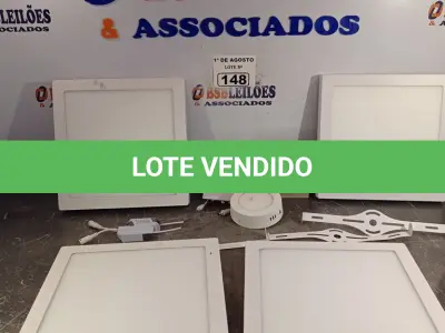 LOTE 148 - 01 LOTE COM VÁRIAS LUMINÁRIAS MARCAS E MODELOS DIVERSOS. (NO ESTADO, LEILÃO NÃO TEM GARANTIA E NEM DEVOLUÇÃO, SUJEITO A POSSÍVEIS AVARIAS VISÍVEIS/OCULTAS E/OU AUSÊNCIA DE COMPONENTES).