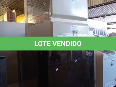 LOTE 092 - 01 MESA DE CENTRO E 01 LAVA LOUÇA MARCA BRASTEMP.  (NO ESTADO, LEILÃO NÃO TEM GARANTIA E NEM DEVOLUÇÃO, SUJEITO A POSSÍVEIS AVARIAS VISÍVEIS/OCULTAS E/OU AUSÊNCIA DE COMPONENTES).