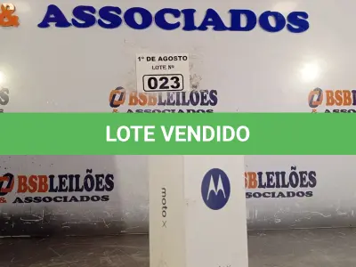 LOTE 023 - 01 APARELHO DE TELEFONE MOTO XT 1092 2ª GERAÇÃO BLACK. (NO ESTADO, LEILÃO NÃO TEM GARANTIA E NEM DEVOLUÇÃO, SUJEITO A POSSÍVEIS AVARIAS VISÍVEIS/OCULTAS E/OU AUSÊNCIA DE COMPONENTES).