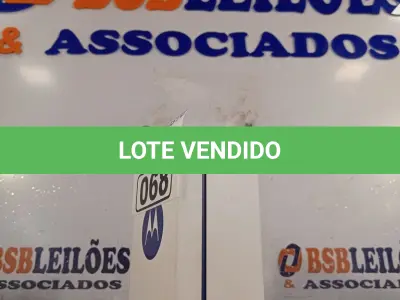 LOTE 068 - 01 APARELHO DE TELEFONE MOTO XT 1092 2ª GERAÇÃO BLACK. (NO ESTADO, LEILÃO NÃO TEM GARANTIA E NEM DEVOLUÇÃO, SUJEITO A POSSÍVEIS AVARIAS VISÍVEIS/OCULTAS E/OU AUSÊNCIA DE COMPONENTES).