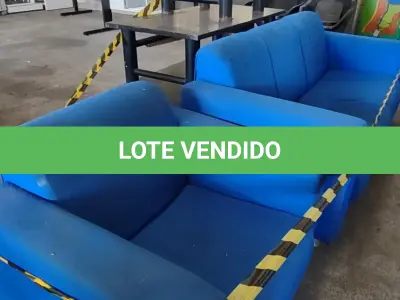 LOTE 244 - 02 SOFÁS MODULADOS DE 2 E 3 LUGARES COR AZUL + 03 MESAS DE CENTRO (UNIDADE: A-018 - RECIFE/PE - LOCAL DE RETIRADA: AVENIDA BEBERIBE, 3620 - BEBERIBE - RECIFE/PE - CEP: 52.130-547)