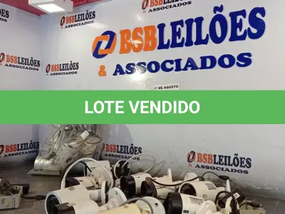 LOTE 102 - 01 LOTE COM VÁRIAS CÂMERAS DE SEGURANÇA MARCAS E MODELOS DIVERSOS. (NO ESTADO, LEILÃO NÃO TEM GARANTIA E NEM DEVOLUÇÃO, SUJEITO A POSSÍVEIS AVARIAS VISÍVEIS/OCULTAS E/OU AUSÊNCIA DE COMPONENTES).