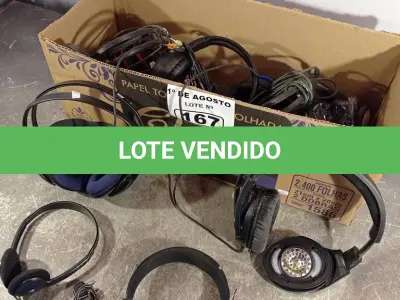 LOTE 167 - 01 LOTE COM VÁRIOS FONES DE OUVIDO MARCAS E MODELOS DIVERSOS. (NO ESTADO, LEILÃO NÃO TEM GARANTIA E NEM DEVOLUÇÃO, SUJEITO A POSSÍVEIS AVARIAS VISÍVEIS/OCULTAS E/OU AUSÊNCIA DE COMPONENTES).