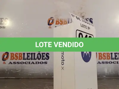 LOTE 049 - 01 APARELHO DE TELEFONE MOTO XT 1092 2ª GERAÇÃO BLACK. (NO ESTADO, LEILÃO NÃO TEM GARANTIA E NEM DEVOLUÇÃO, SUJEITO A POSSÍVEIS AVARIAS VISÍVEIS/OCULTAS E/OU AUSÊNCIA DE COMPONENTES).