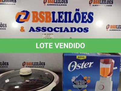 LOTE 139 - 01 CAÇAROLA ELÉTRICA E 01 LIQUIDIFICADOR. (NO ESTADO, LEILÃO NÃO TEM GARANTIA E NEM DEVOLUÇÃO, SUJEITO A POSSÍVEIS AVARIAS VISÍVEIS/OCULTAS E/OU AUSÊNCIA DE COMPONENTES).