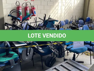 LOTE 614 - 30 CADEIRAS UNIVERSITARIAS COM PRANCHETA. (UNIDADE: A-005 - PORTO ALEGRE/RS - LOCAL DE RETIRADA: AVENIDA JOSÉ ALOÍSIO FILHO, Nº 695 BAIRRO HUMAITÁ – PORTO ALEGRE/RS – CEP: 90.250-180)