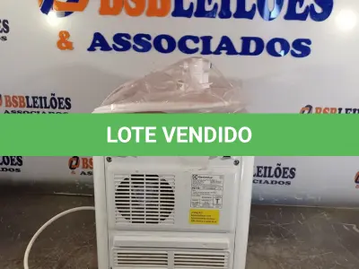 LOTE 111 - 01 PURIFICADOR DE ÁGUA MARCA ELECTROLUX. (NO ESTADO, LEILÃO NÃO TEM GARANTIA E NEM DEVOLUÇÃO, SUJEITO A POSSÍVEIS AVARIAS VISÍVEIS/OCULTAS E/OU AUSÊNCIA DE COMPONENTES).