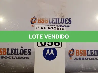 LOTE 056 - 01 APARELHO DE TELEFONE MOTO XT 1092 2ª GERAÇÃO BLACK. (NO ESTADO, LEILÃO NÃO TEM GARANTIA E NEM DEVOLUÇÃO, SUJEITO A POSSÍVEIS AVARIAS VISÍVEIS/OCULTAS E/OU AUSÊNCIA DE COMPONENTES).