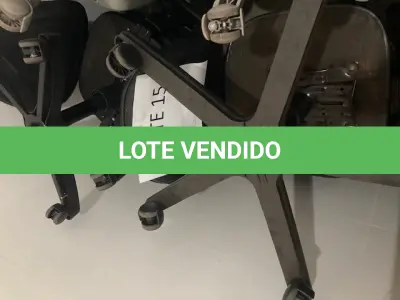 LOTE 637 - CADEIRA EXECUTIVA GIRATORIA COM BRAÇO + 3 CADEIRAS GIRATORIAI. (UNIDADE: DN 164 - SANTO ANTÔNIO DA PLATINA/PR - LOCAL DE RETIRADA: RODOVIA BR-153 - KM 41, Nº 970 –  SANTO ANTÔNIO DA PLATINA/PR - CEP: 86.430-000)