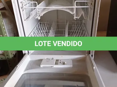LOTE 094 - 01 LAVA LOUÇAS MARCA BRASTEMP 220V. (NO ESTADO, LEILÃO NÃO TEM GARANTIA E NEM DEVOLUÇÃO, SUJEITO A POSSÍVEIS AVARIAS VISÍVEIS/OCULTAS E/OU AUSÊNCIA DE COMPONENTES).