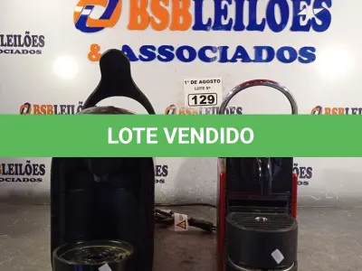LOTE 129 - 02 CAFETEIRAS MARCAS E MODELOS DIVERSOS COM AVARIAS. (NO ESTADO, LEILÃO NÃO TEM GARANTIA E NEM DEVOLUÇÃO, SUJEITO A POSSÍVEIS AVARIAS VISÍVEIS/OCULTAS E/OU AUSÊNCIA DE COMPONENTES).