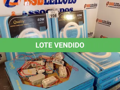 LOTE 108 - 10 LÂMPADAS FLUORESCENTE CIRCULAR 6.400K 40W E 10 REATORES 1X40W BIVOLT. (NO ESTADO, LEILÃO NÃO TEM GARANTIA E NEM DEVOLUÇÃO, SUJEITO A POSSÍVEIS AVARIAS VISÍVEIS/OCULTAS E/OU AUSÊNCIA DE COMPONENTES).