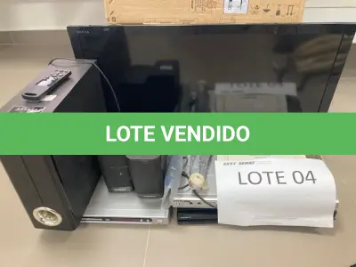 LOTE 626 - TELEVISOR SONY + DVD PLAYER BLUE RAY SONY + DVD PLAYER BRITANIA FAMA C/ KAROAKE+ DVD PHILIPS 625 SLIM + DVD PLAYER PORTÁTIL USBI. (UNIDADE: DN 164 - SANTO ANTÔNIO DA PLATINA/PR - LOCAL DE RETIRADA: RODOVIA BR-153 - KM 41, Nº 970 –  SANTO ANTÔNIO DA PLATINA/PR - CEP: 86.430-000)