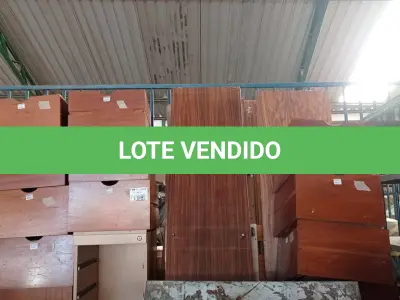 LOTE 198 - 01 LOTE COM GRANDE QUANTIDADE DE GAVETAS E PARTES DE MOVEIS DESMONTADAS. (NO ESTADO, LEILÃO NÃO TEM GARANTIA E NEM DEVOLUÇÃO, SUJEITO A POSSÍVEIS AVARIAS VISÍVEIS/OCULTAS E/OU AUSÊNCIA DE COMPONENTES).