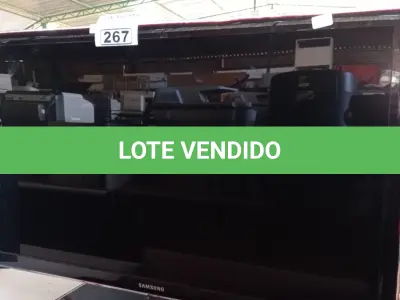 LOTE 267 - 01 TV SAMSUNG 40” POL PARA RETIRADA DE PEÇAS. (NO ESTADO, LEILÃO NÃO TEM GARANTIA E NEM DEVOLUÇÃO, SUJEITO A POSSÍVEIS AVARIAS VISÍVEIS/OCULTAS E/OU AUSÊNCIA DE COMPONENTES).