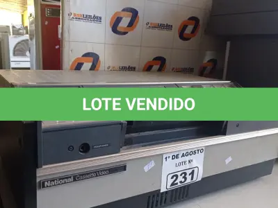 LOTE 231 - 01 APARELHO NATIONAL CASSETTE VÍDEO. (NO ESTADO, LEILÃO NÃO TEM GARANTIA E NEM DEVOLUÇÃO, SUJEITO A POSSÍVEIS AVARIAS VISÍVEIS/OCULTAS E/OU AUSÊNCIA DE COMPONENTES).