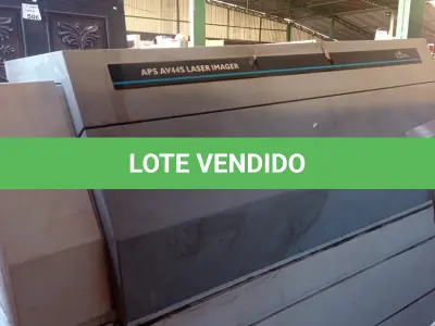 LOTE 444 - 01 SUCATA DE MAQUINÁRIO GRÁFICO. (NO ESTADO, LEILÃO NÃO TEM GARANTIA E NEM DEVOLUÇÃO, SUJEITO A POSSÍVEIS AVARIAS VISÍVEIS/OCULTAS E/OU AUSÊNCIA DE COMPONENTES).