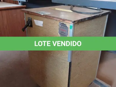 LOTE 337 - 01 FRAGMENTADORA DE PAPEL 220V. (NO ESTADO, LEILÃO NÃO TEM GARANTIA E NEM DEVOLUÇÃO, SUJEITO A POSSÍVEIS AVARIAS VISÍVEIS/OCULTAS E/OU AUSÊNCIA DE COMPONENTES).