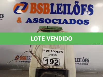 LOTE 192 - 01 MOTOR PARA PORTÃO ELETRÔNICO. (NO ESTADO, LEILÃO NÃO TEM GARANTIA E NEM DEVOLUÇÃO, SUJEITO A POSSÍVEIS AVARIAS VISÍVEIS/OCULTAS E/OU AUSÊNCIA DE COMPONENTES).
