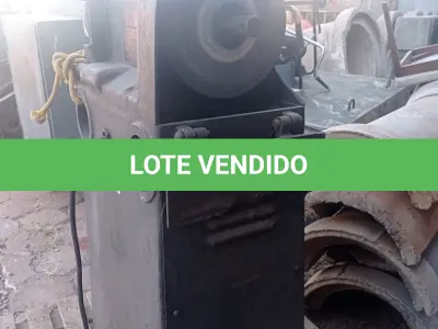 LOTE 447 - 01 ESMERIL INDUSTRIAL EM FERRO FUNDIDO. (NO ESTADO, LEILÃO NÃO TEM GARANTIA E NEM DEVOLUÇÃO, SUJEITO A POSSÍVEIS AVARIAS VISÍVEIS/OCULTAS E/OU AUSÊNCIA DE COMPONENTES).
