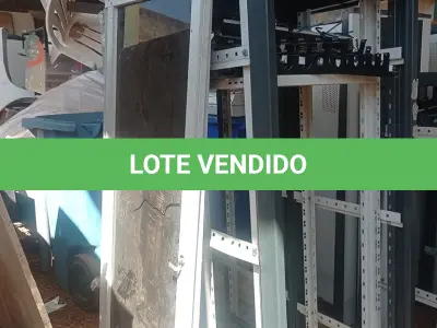 LOTE 402 - 02 RACK’S PARA EQUIPAMENTOS DE REDE. (NO ESTADO, LEILÃO NÃO TEM GARANTIA E NEM DEVOLUÇÃO, SUJEITO A POSSÍVEIS AVARIAS VISÍVEIS/OCULTAS E/OU AUSÊNCIA DE COMPONENTES).