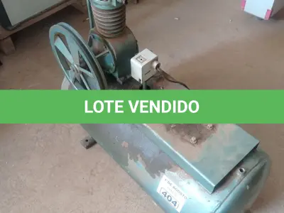 LOTE 404 - 01 COMPRESSOR DE AR COM AVARIAS. (NO ESTADO, LEILÃO NÃO TEM GARANTIA E NEM DEVOLUÇÃO, SUJEITO A POSSÍVEIS AVARIAS VISÍVEIS/OCULTAS E/OU AUSÊNCIA DE COMPONENTES).
