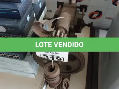 LOTE 319 - 01 MÁQUINA MANUAL EM FERRO FUNDIDO. (NO ESTADO, LEILÃO NÃO TEM GARANTIA E NEM DEVOLUÇÃO, SUJEITO A POSSÍVEIS AVARIAS VISÍVEIS/OCULTAS E/OU AUSÊNCIA DE COMPONENTES).