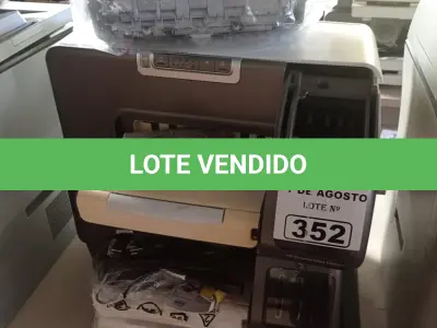 LOTE 352 - 02 IMPRESSORAS MARCAS HP MODELO INK JET 1200WN INCOMPLETAS. (NO ESTADO, LEILÃO NÃO TEM GARANTIA E NEM DEVOLUÇÃO, SUJEITO A POSSÍVEIS AVARIAS VISÍVEIS/OCULTAS E/OU AUSÊNCIA DE COMPONENTES).