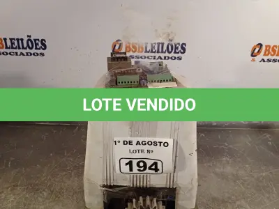 LOTE 194 - 01 MOTOR PARA PORTÃO ELETRÔNICO. (NO ESTADO, LEILÃO NÃO TEM GARANTIA E NEM DEVOLUÇÃO, SUJEITO A POSSÍVEIS AVARIAS VISÍVEIS/OCULTAS E/OU AUSÊNCIA DE COMPONENTES).