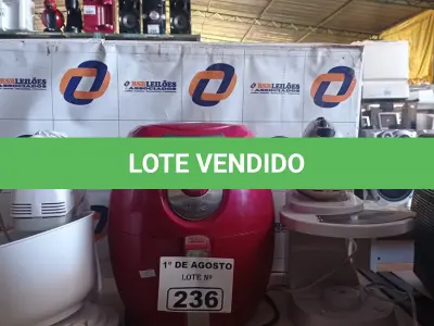 LOTE 236 - 01 AIR FRY E 02 BATEDEIRAS MARCAS E MODELOS DIVERSOS. (NO ESTADO, LEILÃO NÃO TEM GARANTIA E NEM DEVOLUÇÃO, SUJEITO A POSSÍVEIS AVARIAS VISÍVEIS/OCULTAS E/OU AUSÊNCIA DE COMPONENTES).