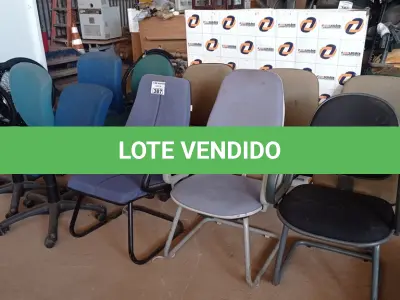 LOTE 387 - 10 CADEIRAS DE ESCRITÓRIO MARCAS E MODELOS DIVERSOS. (NO ESTADO, LEILÃO NÃO TEM GARANTIA E NEM DEVOLUÇÃO, SUJEITO A POSSÍVEIS AVARIAS VISÍVEIS/OCULTAS E/OU AUSÊNCIA DE COMPONENTES).