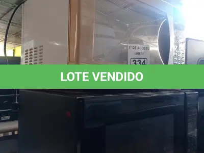 LOTE 334 - 02 MICRO-ONDAS MARCAS E MODELOS DIVERSOS COM AVARIAS. (NO ESTADO, LEILÃO NÃO TEM GARANTIA E NEM DEVOLUÇÃO, SUJEITO A POSSÍVEIS AVARIAS VISÍVEIS/OCULTAS E/OU AUSÊNCIA DE COMPONENTES).