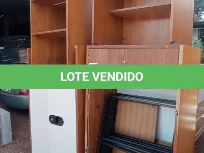 LOTE 478 - 02 ARMÁRIOS E 02 MESINHAS EM MADEIRA COM AVARIAS. (NO ESTADO, LEILÃO NÃO TEM GARANTIA E NEM DEVOLUÇÃO, SUJEITO A POSSÍVEIS AVARIAS VISÍVEIS/OCULTAS E/OU AUSÊNCIA DE COMPONENTES).