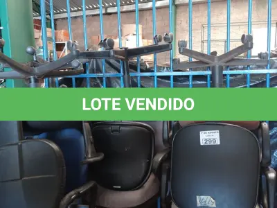 LOTE 299 - 01 LOTE COM VÁRIAS CADEIRAS DE ESCRITÓRIO COM BASE GIRATÓRIA. (NO ESTADO, LEILÃO NÃO TEM GARANTIA E NEM DEVOLUÇÃO, SUJEITO A POSSÍVEIS AVARIAS VISÍVEIS/OCULTAS E/OU AUSÊNCIA DE COMPONENTES).