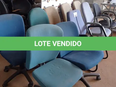 LOTE 387 - 10 CADEIRAS DE ESCRITÓRIO MARCAS E MODELOS DIVERSOS. (NO ESTADO, LEILÃO NÃO TEM GARANTIA E NEM DEVOLUÇÃO, SUJEITO A POSSÍVEIS AVARIAS VISÍVEIS/OCULTAS E/OU AUSÊNCIA DE COMPONENTES).