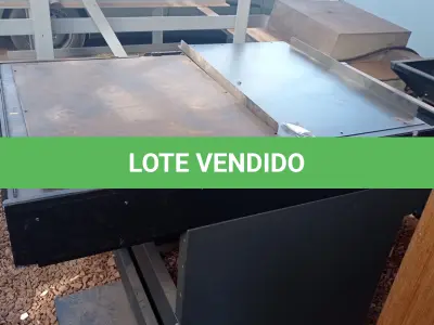 LOTE 461 - 01 BANCADA DE FERRO COM RODINHAS. (NO ESTADO, LEILÃO NÃO TEM GARANTIA E NEM DEVOLUÇÃO, SUJEITO A POSSÍVEIS AVARIAS VISÍVEIS/OCULTAS E/OU AUSÊNCIA DE COMPONENTES).