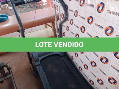 LOTE 392 - 01 ESTEIRA ERGOMÉTRICA MARCA WESLO CADENCE 6700. (NO ESTADO, LEILÃO NÃO TEM GARANTIA E NEM DEVOLUÇÃO, SUJEITO A POSSÍVEIS AVARIAS VISÍVEIS/OCULTAS E/OU AUSÊNCIA DE COMPONENTES).