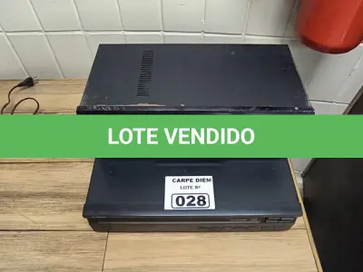 LOTE 028 - 01 DISPLAYER PARA 5, 01 AMPLIFICADOR DE SOM UNIC SM 800. (NO ESTADO, NÃO SABEMOS SE FUNCIONA. LEILÃO NÃO TEM GARANTIA E NEM DEVOLUÇÃO). 