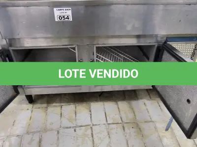 LOTE 054 - BALCÃO REFRIGERADO DUAS PORTAS C/ PISTA FRIA. (NO ESTADO, NÃO SABEMOS SE FUNCIONA. LEILÃO NÃO TEM GARANTIA E NEM DEVOLUÇÃO).