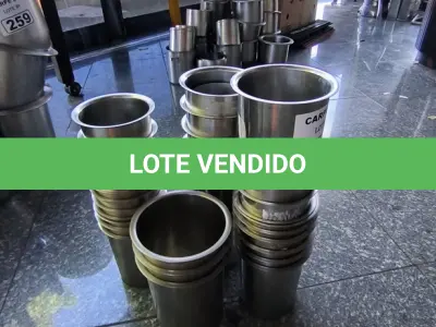 LOTE 261 - RECIPIENTES DE INOX PARA MOLHOS. (NO ESTADO, NÃO SABEMOS SE FUNCIONA. LEILÃO NÃO TEM GARANTIA E NEM DEVOLUÇÃO).