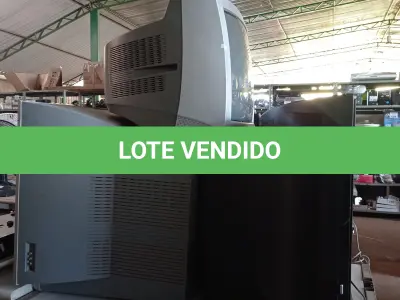 LOTE 256 - 03 TV’S DE TUBO MARCAS E MODELOS DIVERSOS. (NO ESTADO, LEILÃO NÃO TEM GARANTIA E NEM DEVOLUÇÃO, SUJEITO A POSSÍVEIS AVARIAS VISÍVEIS/OCULTAS E/OU AUSÊNCIA DE COMPONENTES).